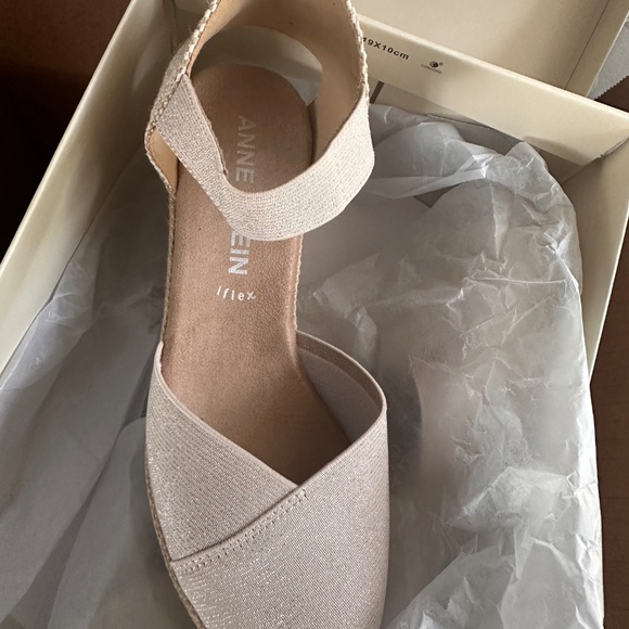 ANN KLEIN SANDALS - Picture 2 of 4